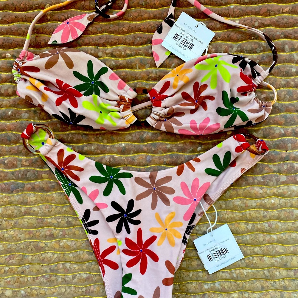 Benoa swim Tiare Kiki top XL and Lanis bottom L